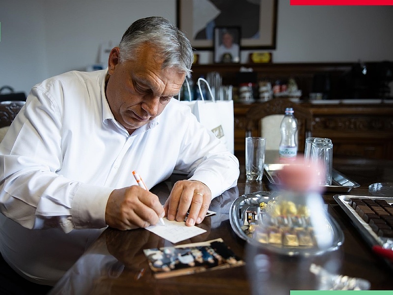 Dallal üzent Orbán Viktor az összetartozás napján