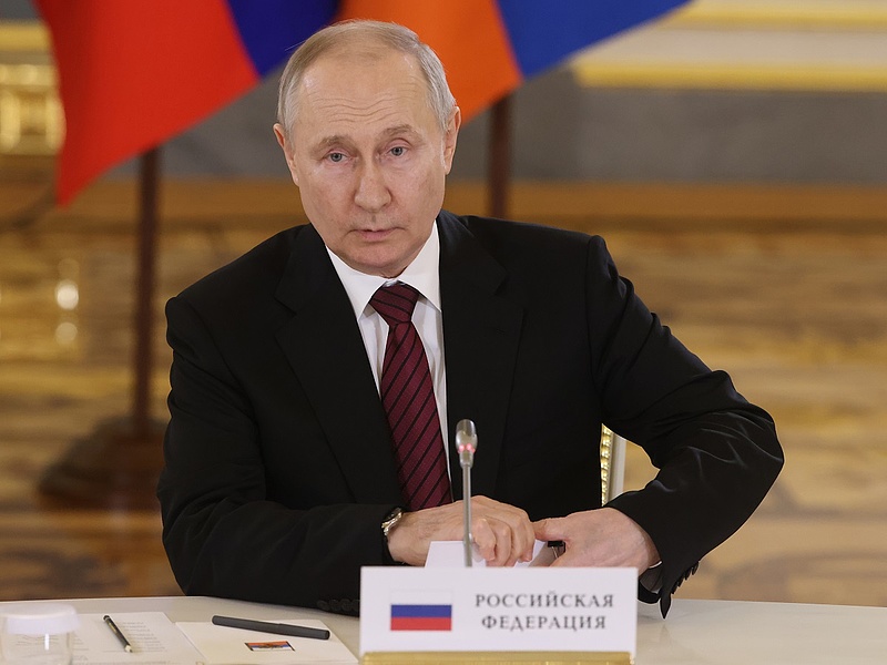 Oroszország beismerte, hogy gazdasága megsínyli a háborút