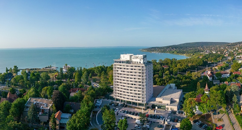 Drákói építési szigort rendelnek el a Balatonnál