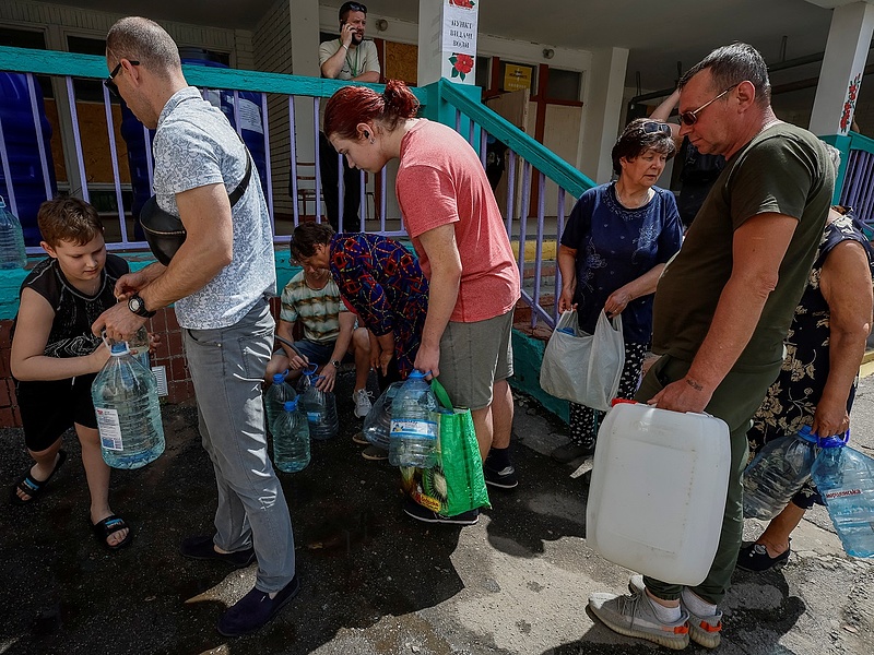 Kolera vagy vegyi támadás? Csak az orosz embereket oltják valamivel a megszállt területeken