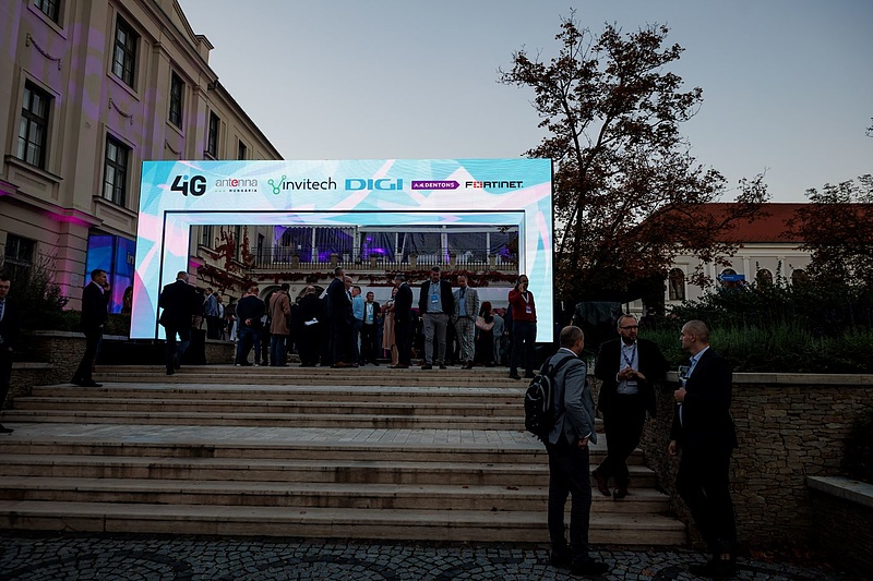 A 4iG csoport eladja a DIGI mobilinfrastruktúráját