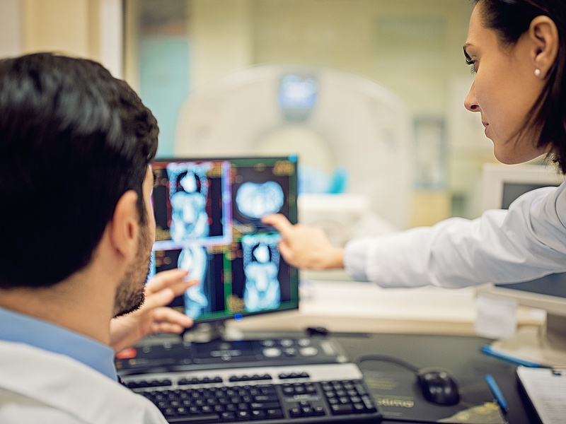 Újabb változás az egészségügyben: államosítják a CT- és MR-vizsgálatokat
