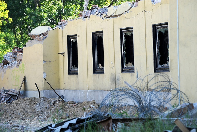 Sok magyar háztartás küzd a rákkeltő azbeszttel, de érkezik a mentőöv