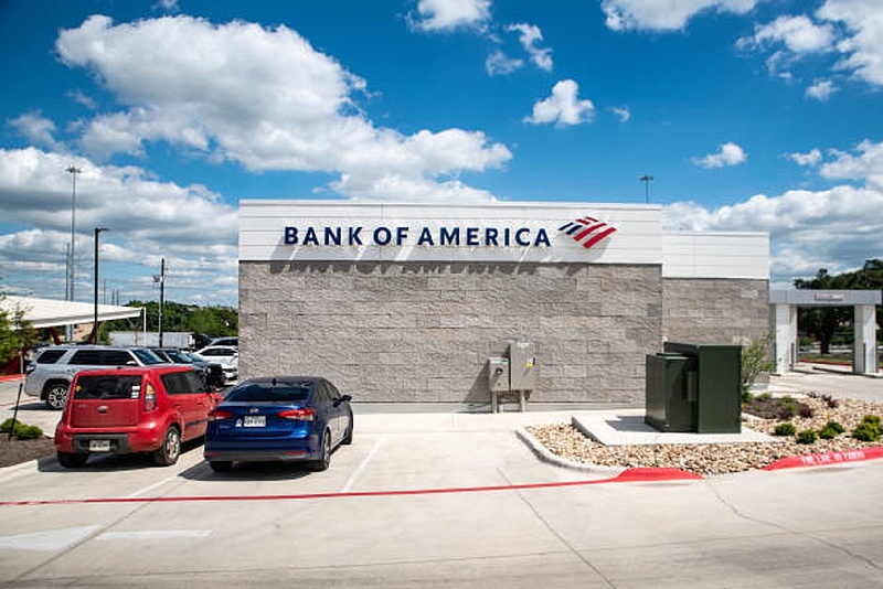 Kedvezmények és költségek: fizethet a Bank of America, mint a katonatiszt