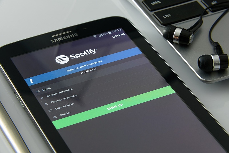 Már a zene is inflációs: drágulnak a Spotify szolgáltatásai