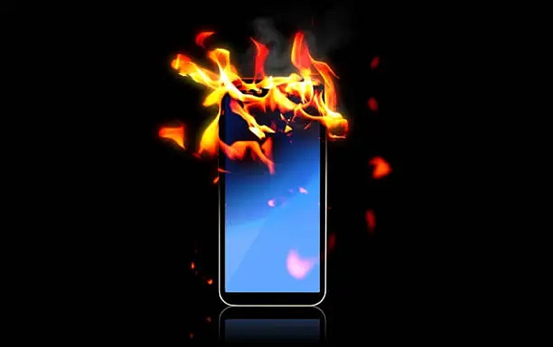 Tűzzel is bosszút állhat a kidobott mobiltelefon