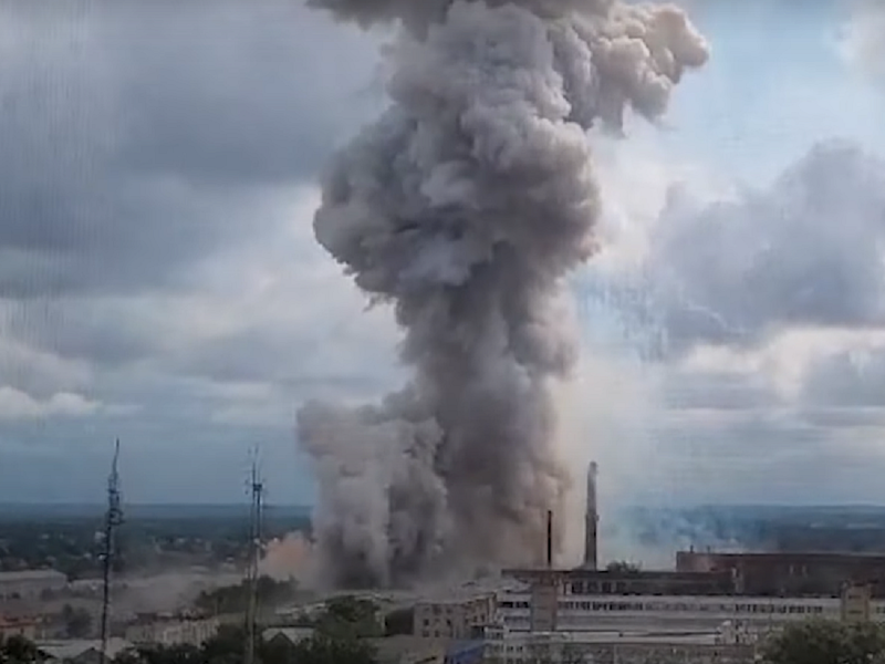 Teljes evakuálás Moszkva mellett, valami felrobbant -  videó