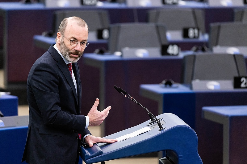 Jobbra kormányozná hajóját az EP-választások előtt az Európai Néppárt