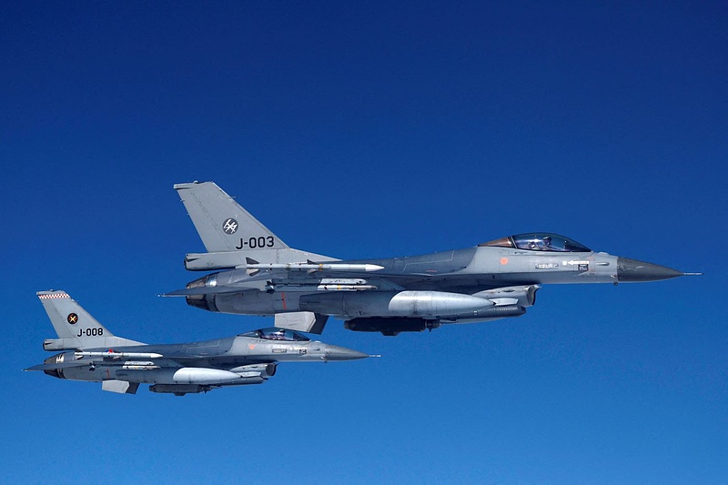Washington felgyorsítja az F-16-osok átadásának folyamatát Kijev részére