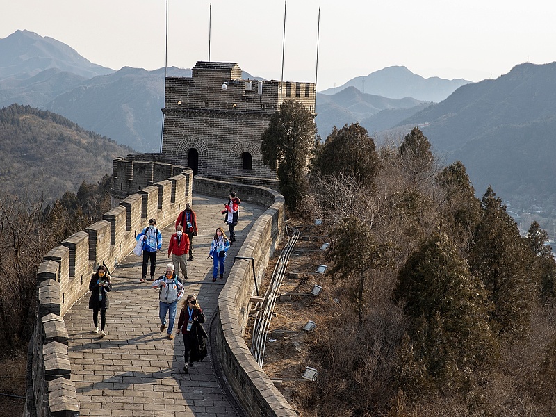 Markológéppel rongálták meg a kínai nagy falat, hogy ne kelljen kerülni