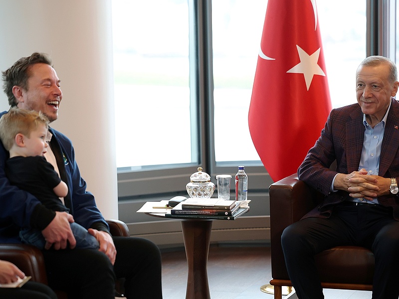 Valóra váltja Erdogan kívánságát Elon Musk