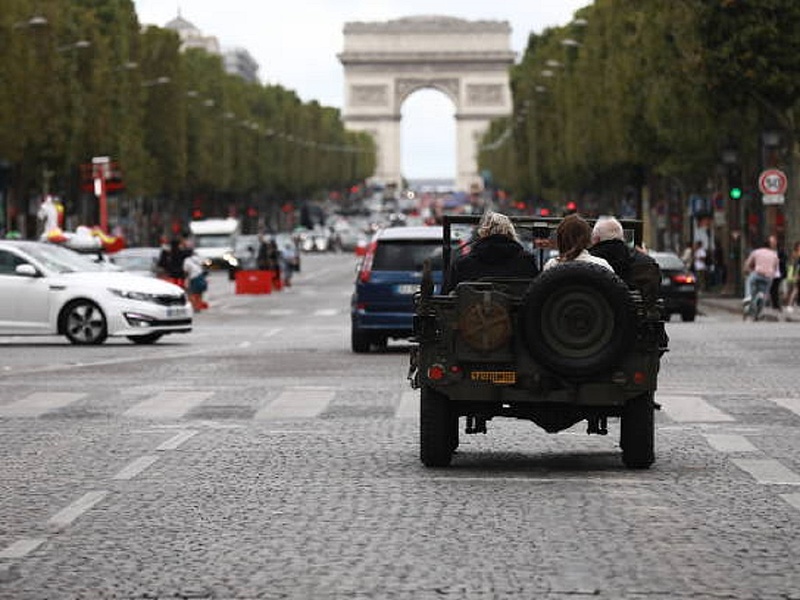 A terepjárók miatt lehet drágább a parkolás Párizsban