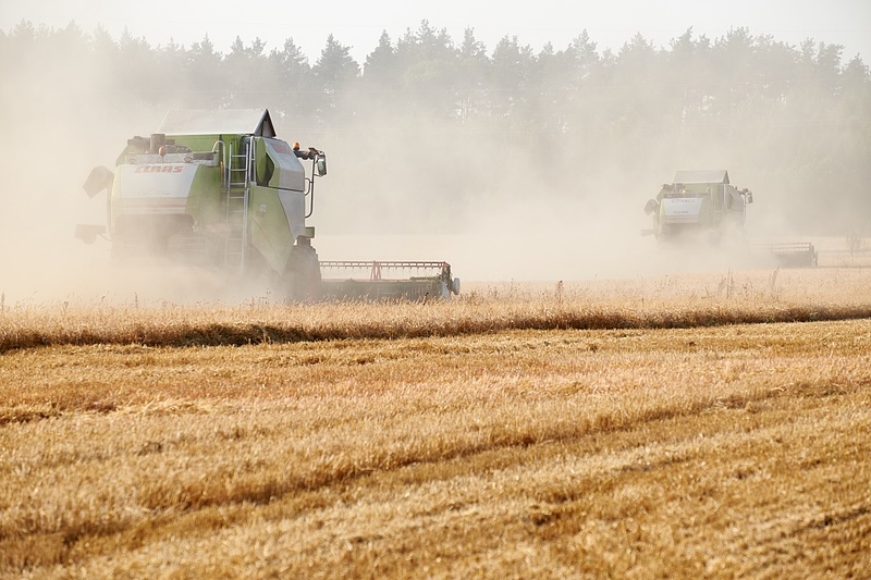 Részlegesen visszaállítják az ukrán mezőgazdasági termékek uniós vámkötelezettségét