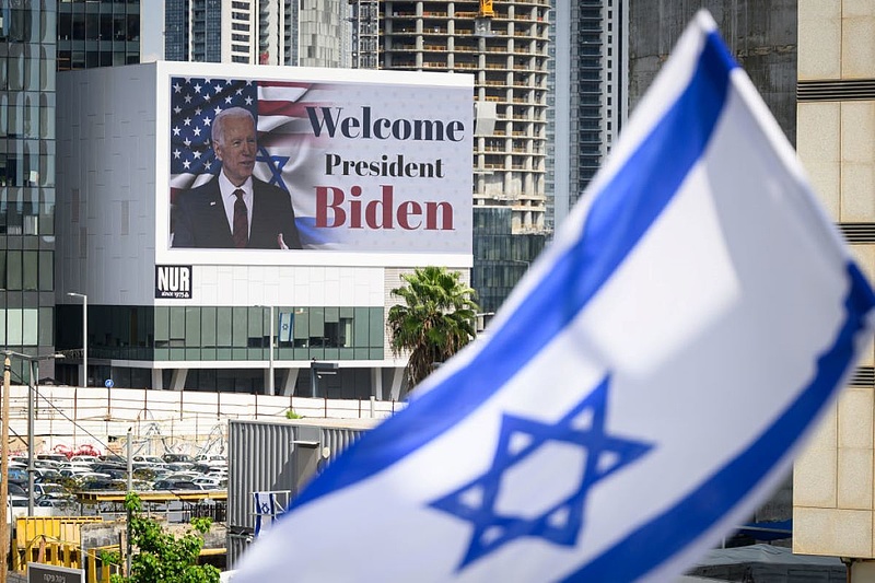 Joe Biden támogatásáról biztosította Izraelt, és segélyeket sürgetett a gázai civileknek