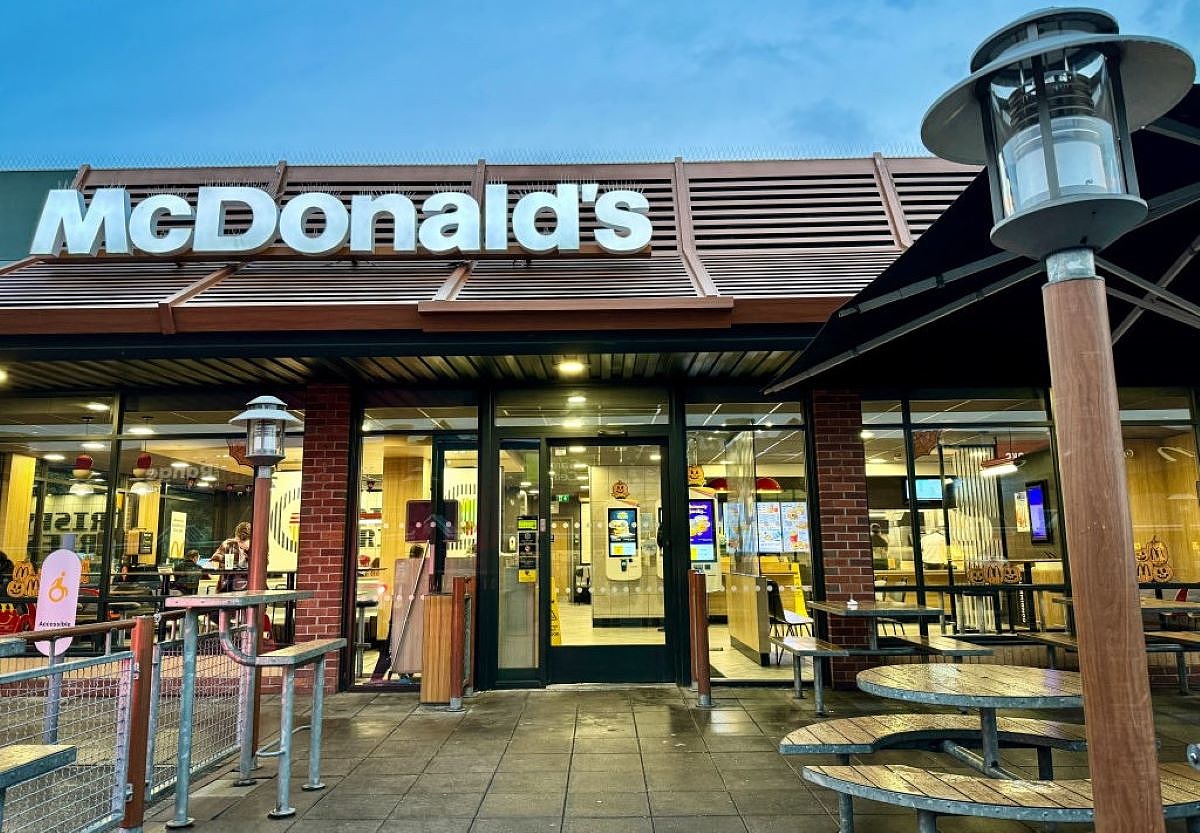 A közel-keleti háború a McDonald’s franchise-okat is egymásnak ugrasztotta