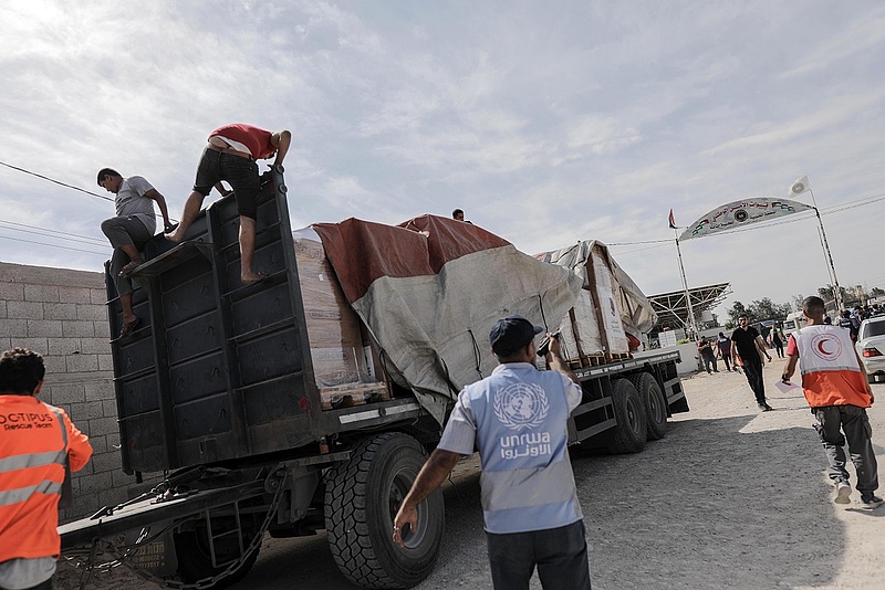 Elindult a segély, enyhülhetnek az embertelen állapotok Gázában
