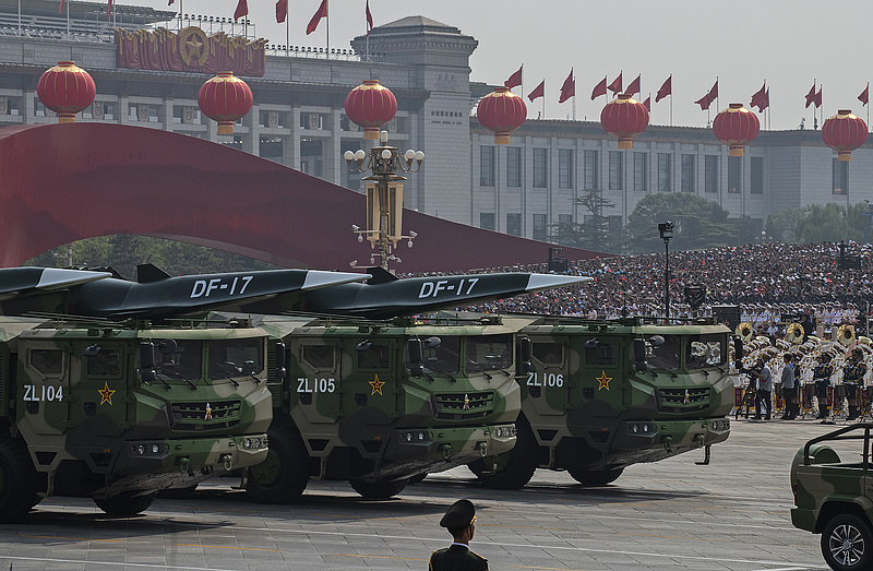 A gazdasági háború árnyékában Peking katonailag közeledne Washingtonhoz