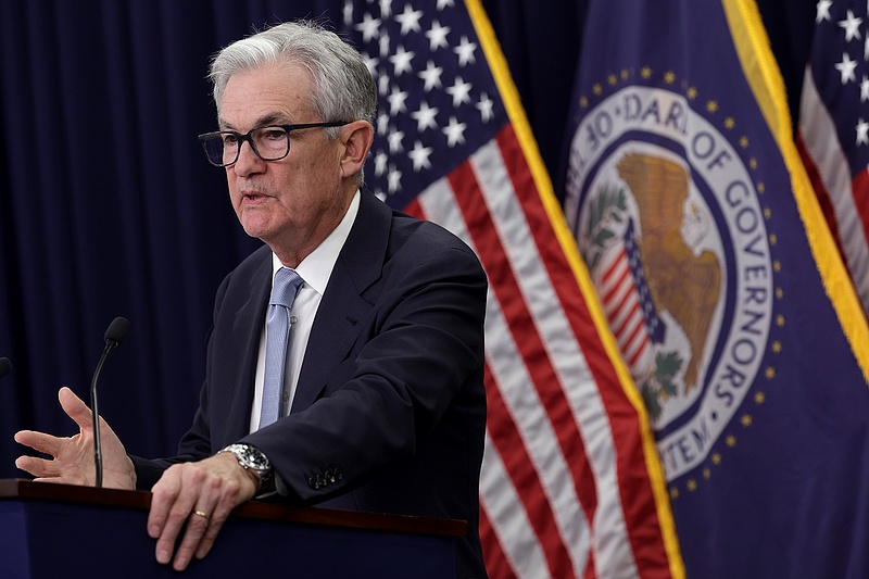 Egyelőre nem piszkálja az irányadó kamatot a Fed