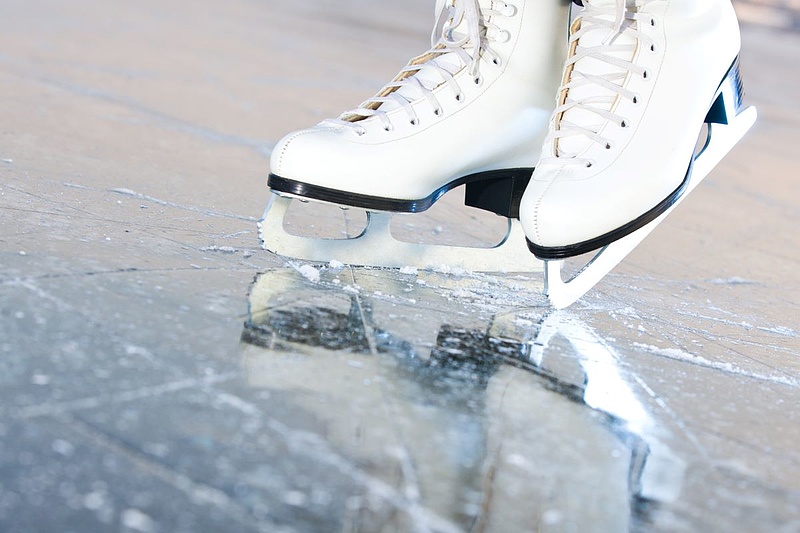 Készíthetjük a korcsolyákat, hamarosan nyitnak a budapesti jégpályák