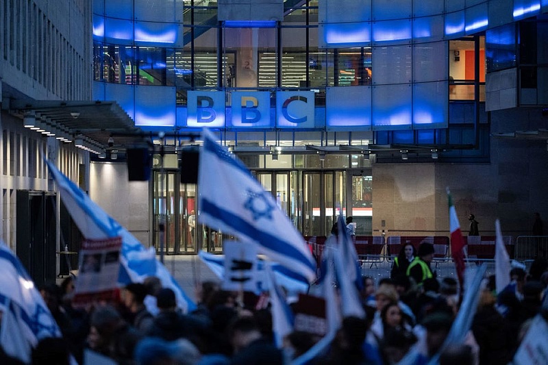 A BBC Canossa-járásra kényszerült egy gázai tudósítása miatt