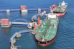 Ipari mennyiségben importál olajat Kína, az oroszok a legfőbb beszállítók