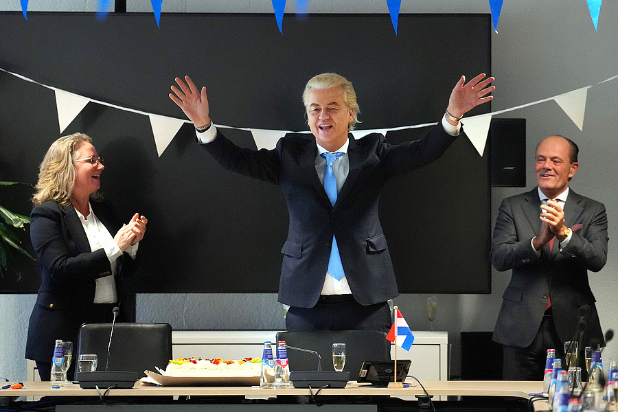 Geert Wilders a holland válsztások eredményét várja pártközpontjában 2023. november 22-én