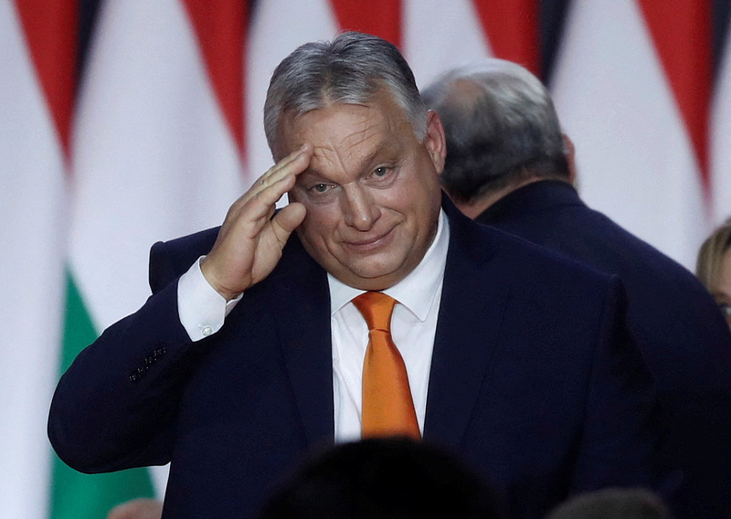 Le Monde: Orbán Viktor ismét Brüsszellel árnyékbokszol 
