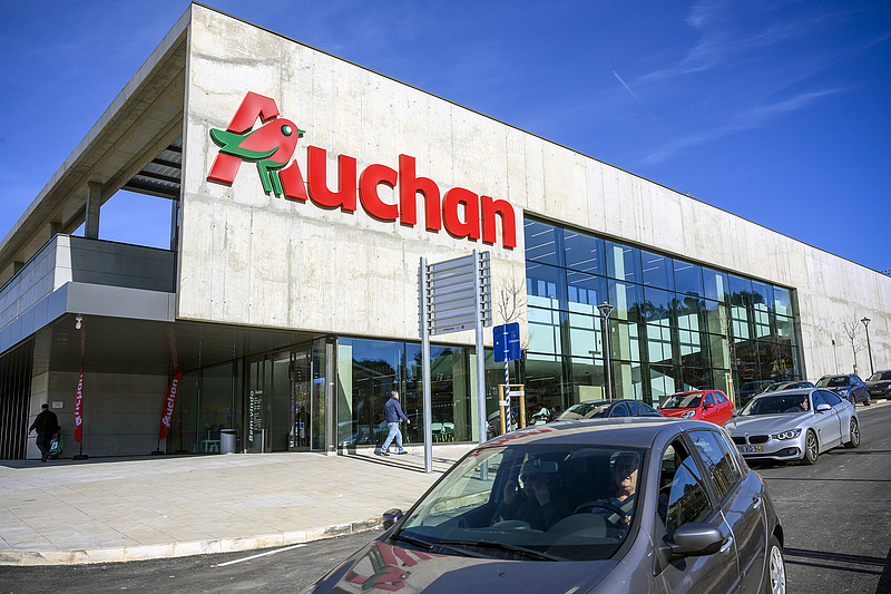 Olyan meglepetés jön az Auchannál, hogy nem tudni előre, mit fizetünk ki