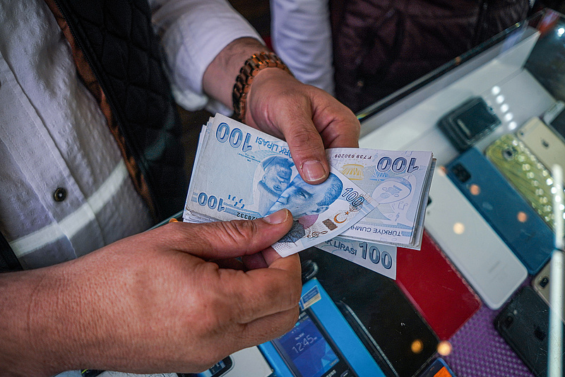 Tovább gyilkol az apokaliptikus infláció Törökországban
