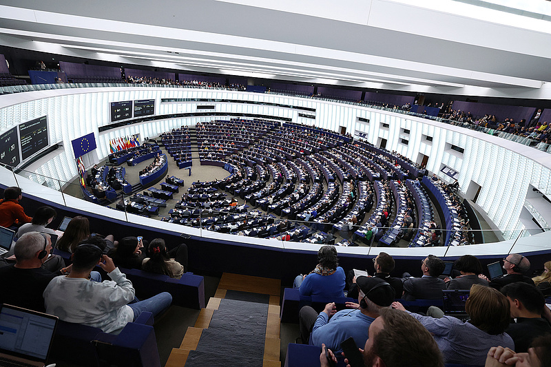 Kettészakította az EP-t Magyarország: elítélő határozat született ellenünk