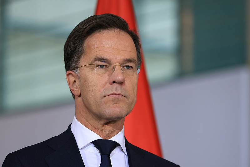 A holland miniszterelnök az 50 milliárd eurós ukrajnai támogatás megadását sürgette