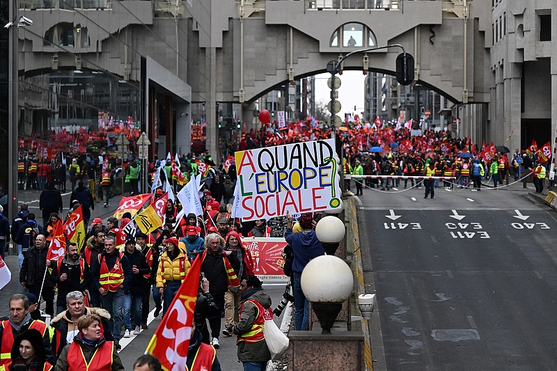Európa térdre kényszerült, a szakszervezetek figyelmeztetnek