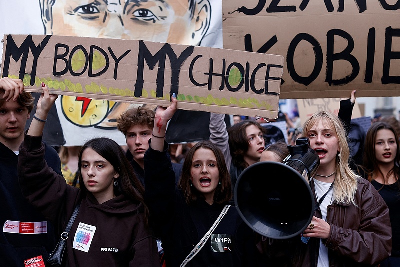  Döntő napok jönnek: az abortuszról vitáznak a lengyelek 