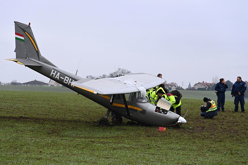 Kényszerleszállást hajtott végre egy kisrepülőgép Budapesten