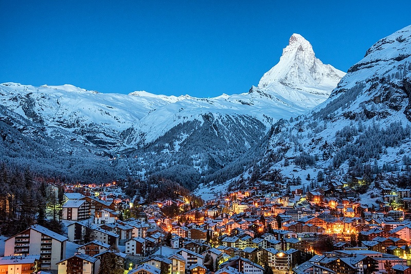 Eladó az olasz Alpok legfényűzőbb vityillója, „alig” 10 milliárd forintért