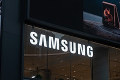 Hatalmas durrantásra készül a mobilpiacon a Samsung