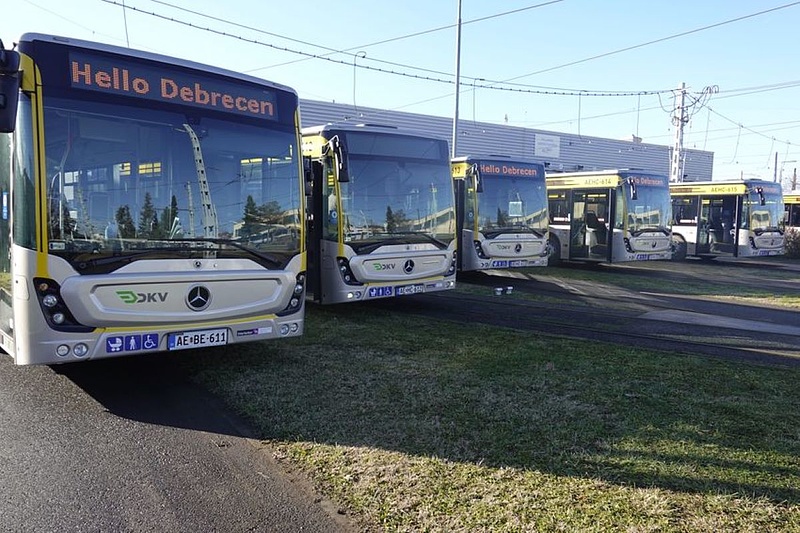 Folytatódik a csuklós autóbuszok cseréje Debrecenben