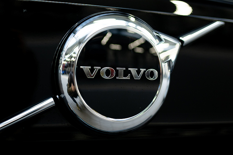 Volvo: értékesítési rekordot döntött, még padlón a részvényei