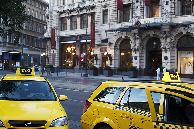 Figyelem, taxis változás: a BKK átvette az irányítást