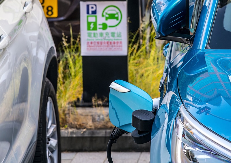 Az Európai Bizottság nyomozói Kínában ellenőrzik az elektromos járművek gyártását