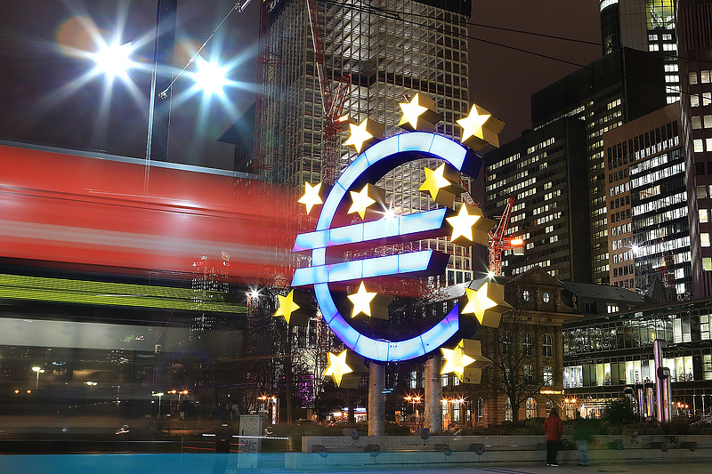 Az EKB szerint nincs garancia a kamatvágásra