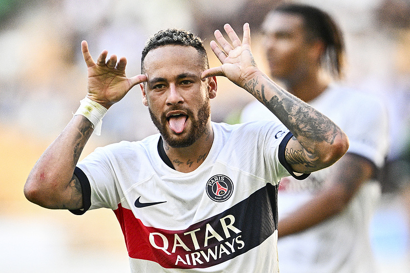 Áll a bál Párizsban a PSG-Neymar adóbotrány miatt