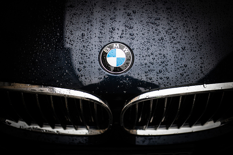 Elektromos autók és motorok eladásában is hasít a BMW