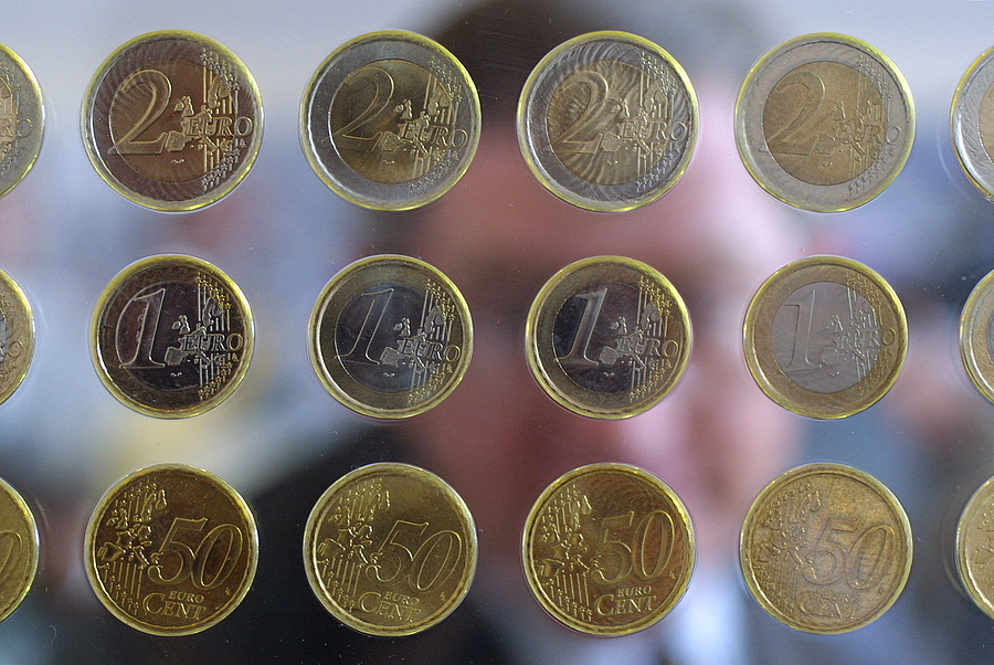 Az Európai Központi Bank euróbemutatója 2001. augusztus 30-án Frankfurtban