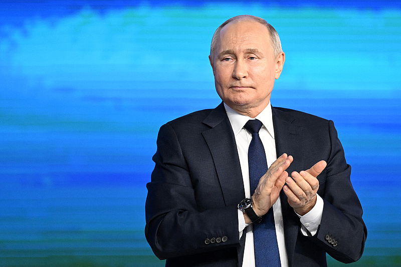 Ismert húzással biztosítja be előnyét Putyin az elnökválasztáson