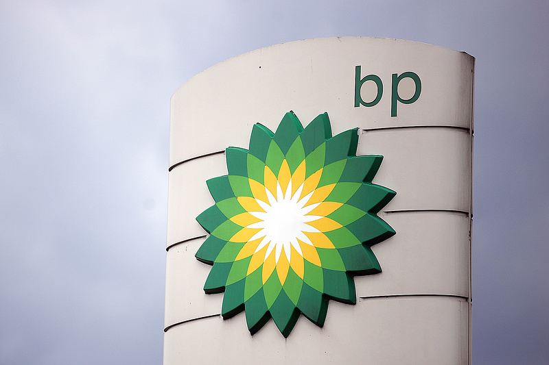 Mélybe rántották az olajárak a BP profitját