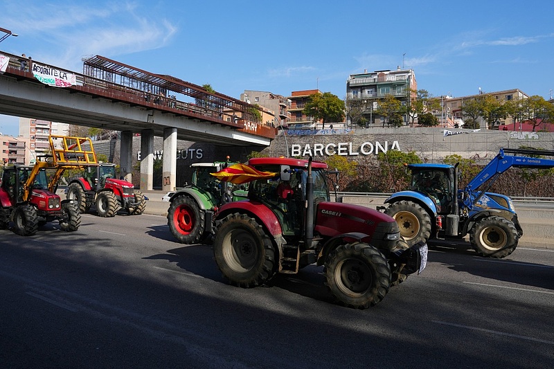 A traktorok eltérítik Brüsszelt az ostobaságoktól?