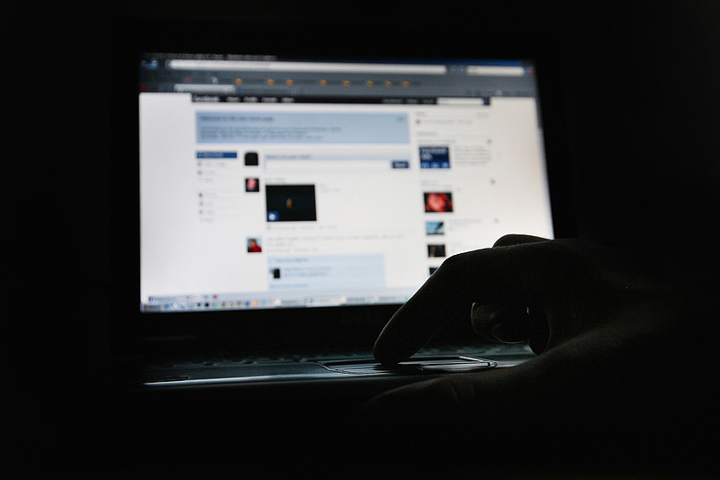Az ország vezetőjét szidta a Facebookon, 18 év börtön a jutalma