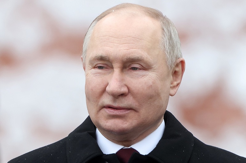 Putyin a tenyerét dörzsölheti, miközben Németország a padlóra került