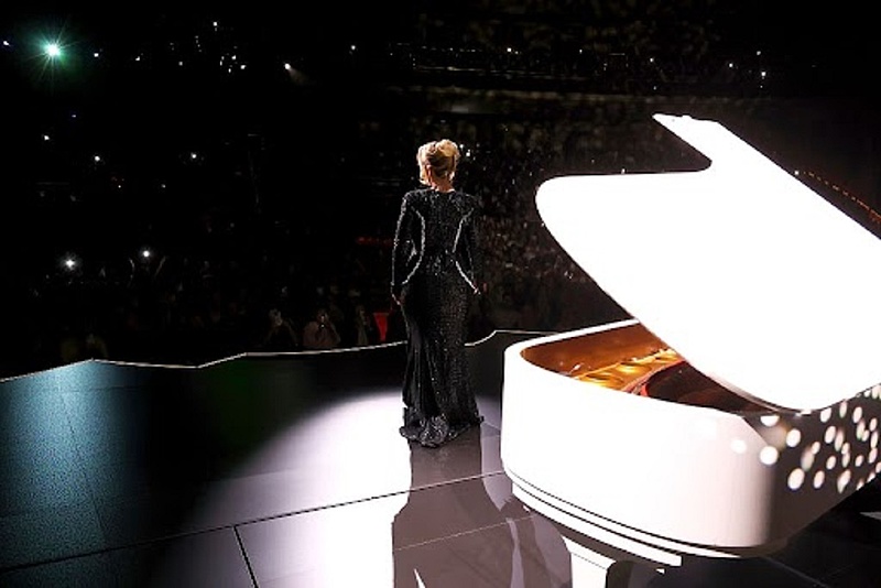 Senki nem akar 280 ezer forintért Adele koncertre menni 